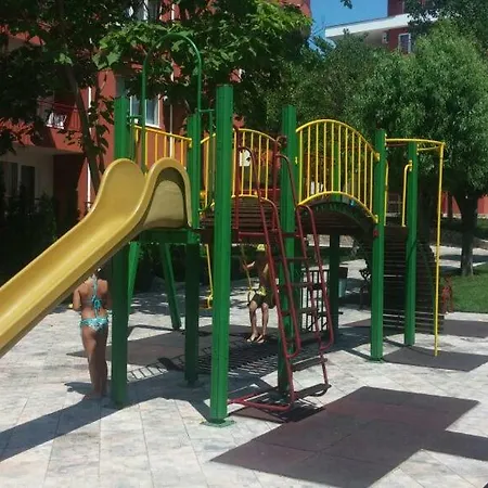 Private One-bedroom In Green Fort ساني بيتش