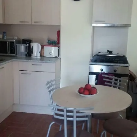 Private One-bedroom In Green Fort Appartement *