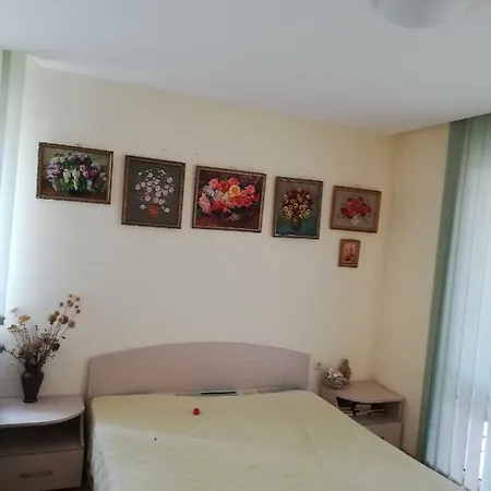 Private One-bedroom In Green Fort Apartment *